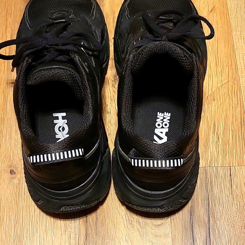 Women's hoka size 10